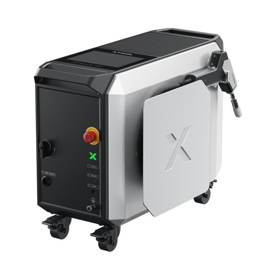 xTool MetalFab - лазерний зварювальний апарат 800W
