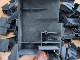 Послуги SLS 3D друку в Польщі на обладнанні Formlabs Fuse 1