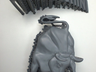 Фігура бика в атакуючій позі, Lamborghini. 3D-друк Formlabs Tough 2000 Resin V1.1