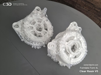 3D-друк прозорих корпусних деталей на Formlabs Form 4L смолою Clear Resin V5