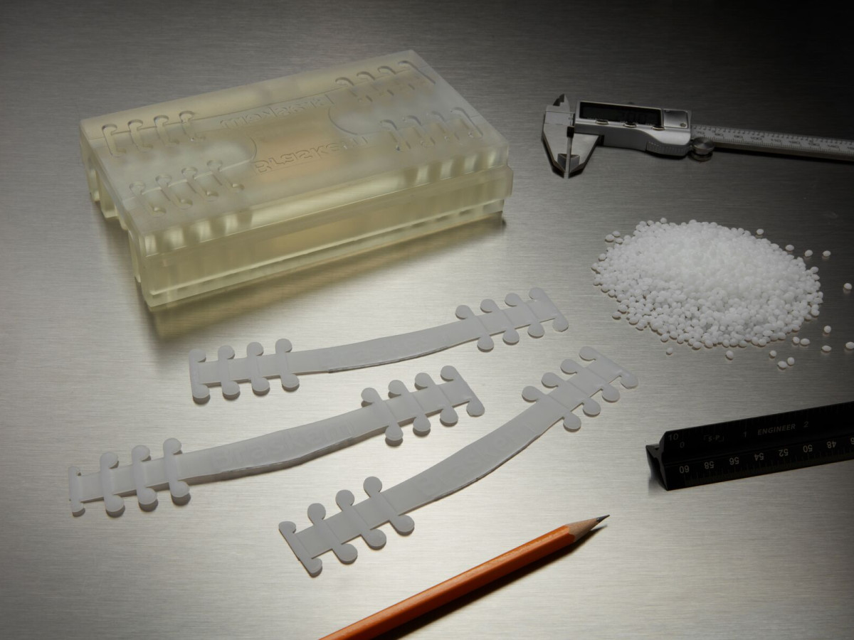 Інжекційне лиття пластмас на замовлення