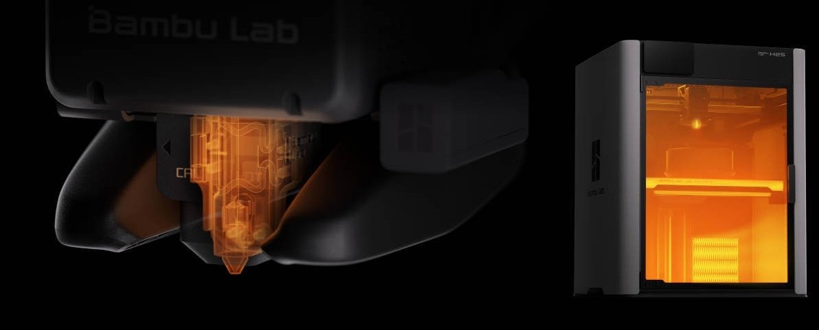 3D-принтер Bambu Lab H2S Combo, який завдяки хотенду з температурою 350 °C і нагрівальній камері 65 °C підтримує широкий спектр матеріалів, включаючи високопродуктивні PC та PPA, мінімізуючи викривлення.