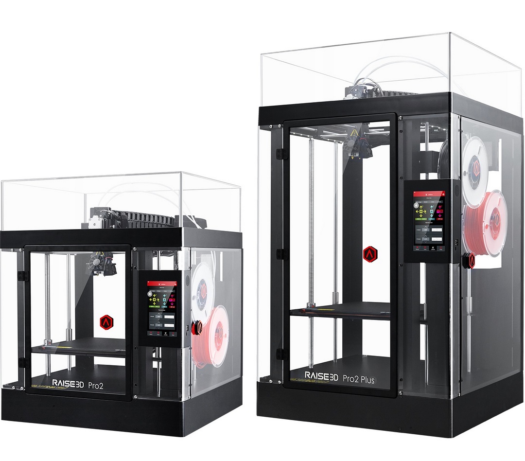 3Д принтер Raise3D Pro2 Plus має велике робоче поле 305×305×605 мм