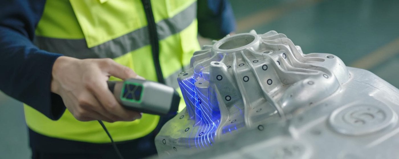 Scannen mit blauen kreuzenden Laserlinien Revopoint MetroX Pro