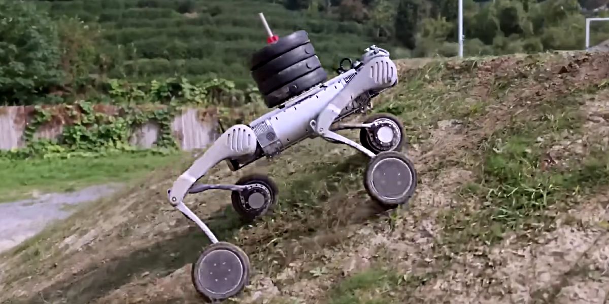 Вантажопідйомність робота-собаки в динаміці до 40 кг