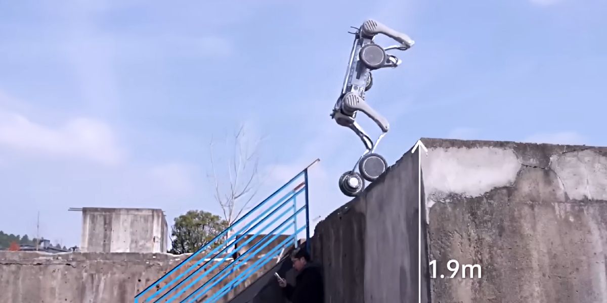 Стрибучий робот Unitree B2-W