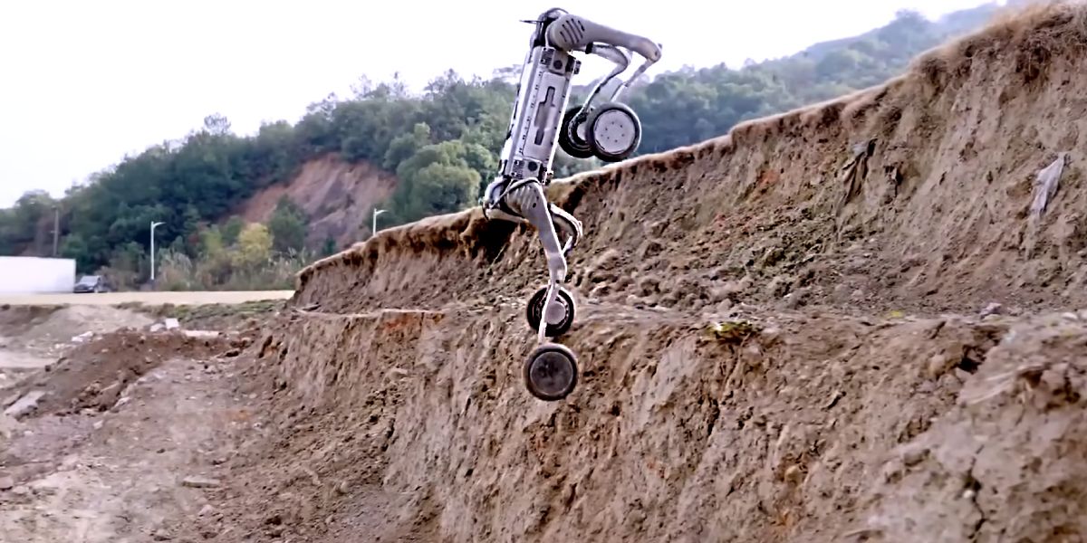 Unitree B2 W Lidar: адаптація до різного рельєфу