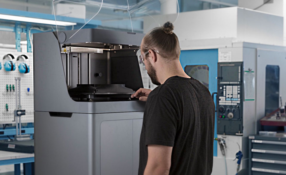 Markforged X7: промислова якість та швидкість