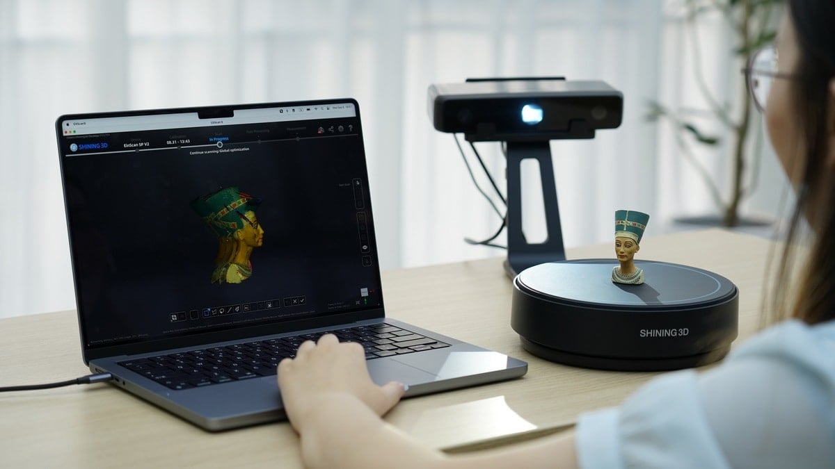 Affordable 3D scanner EinScanSE V2 price in Poland