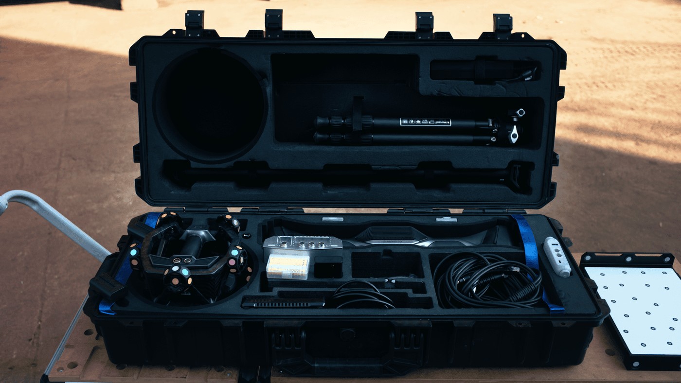 Компактність та зручність транспортування оптичної системи FreeScan Trak Nova