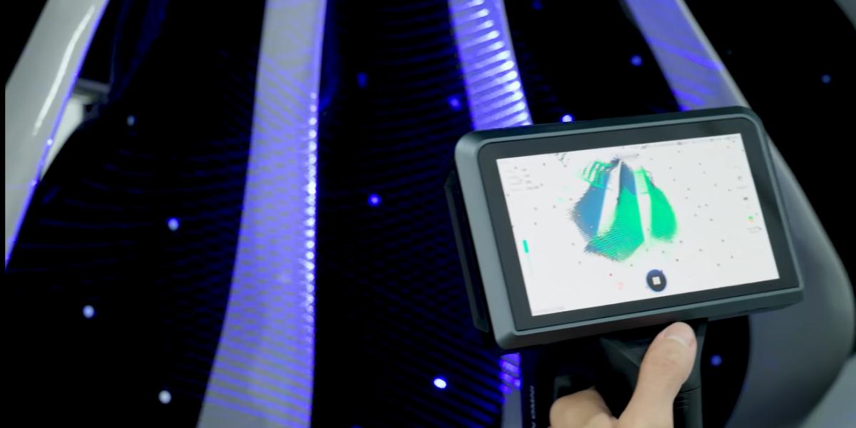 Large screen for data processing