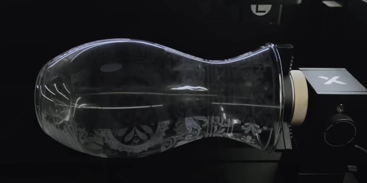 xTool P3 80W з роторним роликом у комплекті