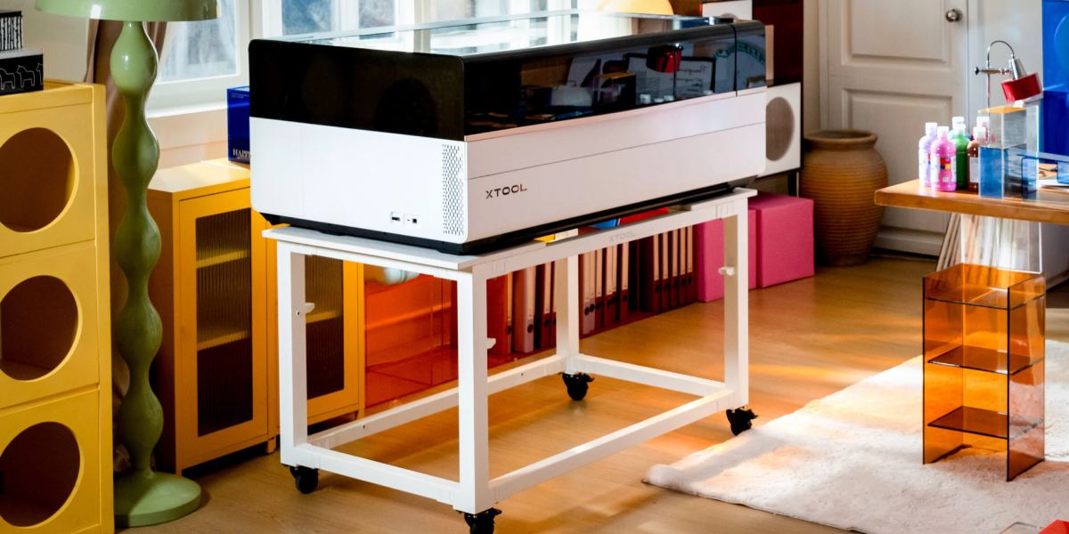 Powerful laser engraver fits on a table