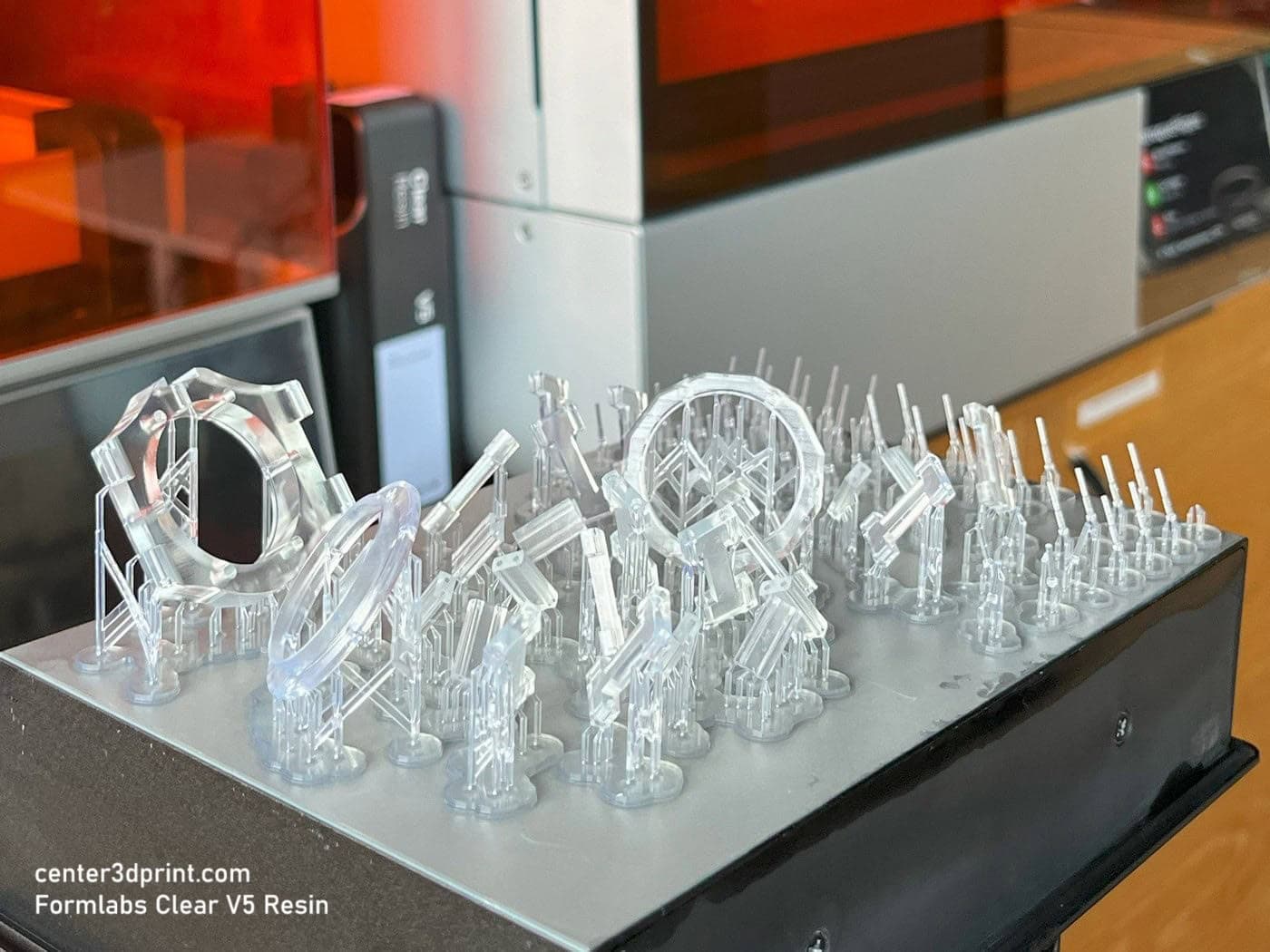 Formlabs Clear V5 Reçine - Center 3D Print'te basıldı